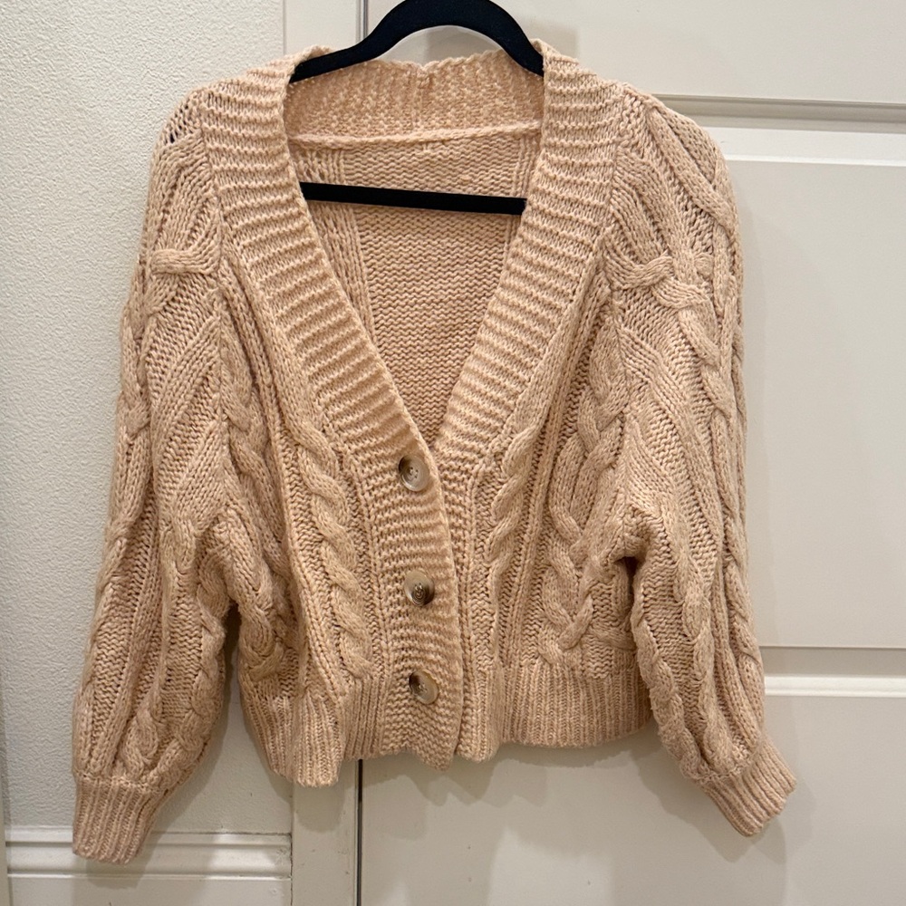 Elegant Cable Knit Cardigan - Tan Women Size Small